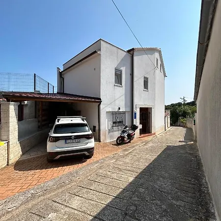 Apartman Leni