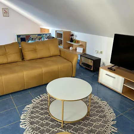 Apartamento Apartman Leni Pula